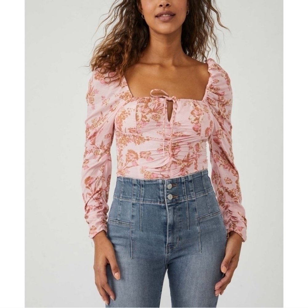 Free People Hilary Printed Top in Pink Combo - Picture 3 of 13